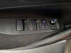 Toyota Corolla-touring-sports (2020) thumbnail 4