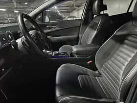 Kia Sportage (2022) thumbnail 36