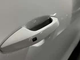 Kia Sportage (2022) thumbnail 68