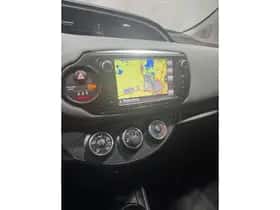 Toyota Yaris thumbnail 21