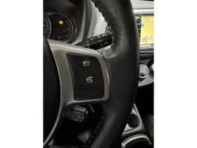 Toyota Yaris thumbnail 23