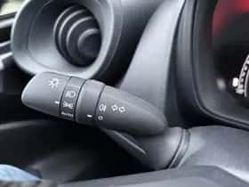 Toyota Aygo (2022) thumbnail 44