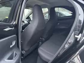 Toyota Aygo (2022) thumbnail 47