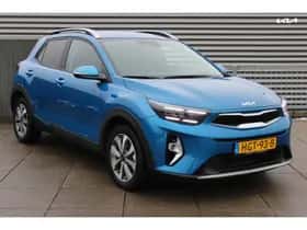 Kia Stonic (2025) thumbnail 2