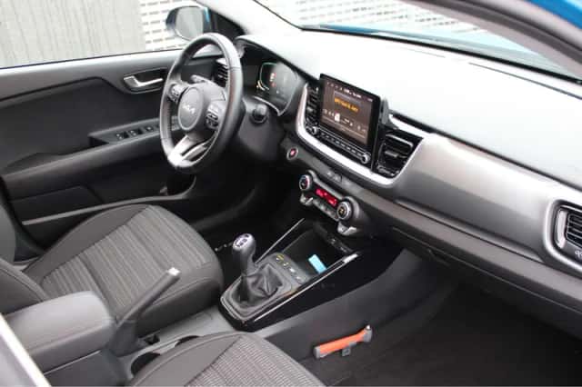 Kia Stonic (2025) thumbnail 14