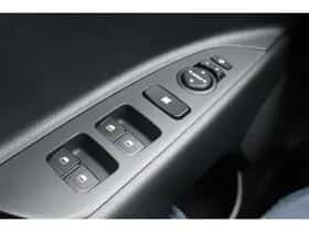 Kia Stonic (2025) thumbnail 19