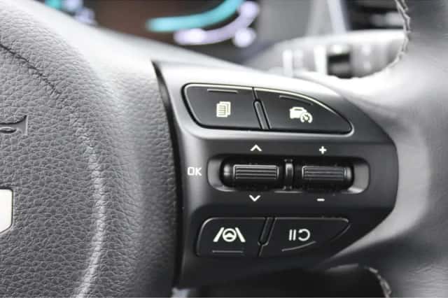 Kia Stonic (2025) thumbnail 24
