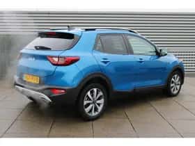Kia Stonic (2025) thumbnail 6