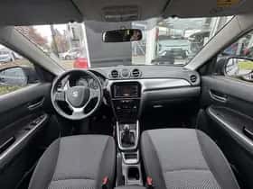 Suzuki Vitara (2018) thumbnail 41