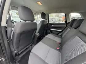 Suzuki Vitara (2018) thumbnail 42