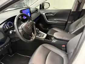 Toyota RAV4 (2024) thumbnail 31