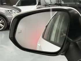 Toyota RAV4 (2024) thumbnail 48