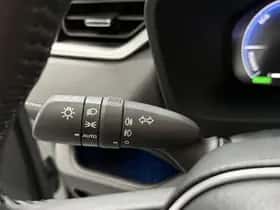 Toyota RAV4 (2024) thumbnail 9