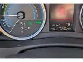 Toyota Auris (2015) thumbnail 44