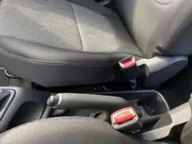 Kia Picanto (2016) thumbnail 33
