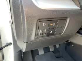 Kia Picanto (2016) thumbnail 61