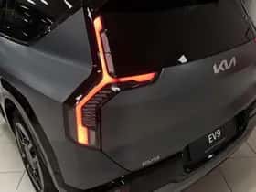 Kia EV9 (2026) thumbnail 6