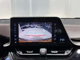 Toyota C-HR (2017) thumbnail 58