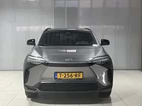 Toyota bZ4X (2023) thumbnail 39