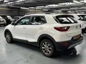 Kia Stonic (2021) thumbnail 19
