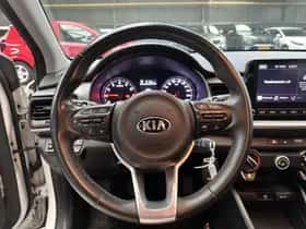 Kia Stonic (2021) thumbnail 10
