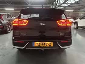 Kia Niro (2018) thumbnail 45
