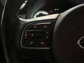 Kia Niro (2018) thumbnail 8