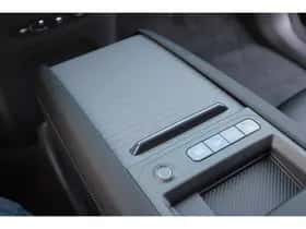Kia EV9 (0) thumbnail 77