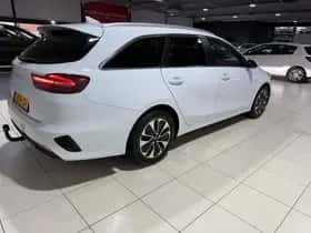 Kia Ceed Sportswagon (2023) thumbnail 32