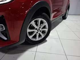 Kia Stonic (2022) thumbnail 2