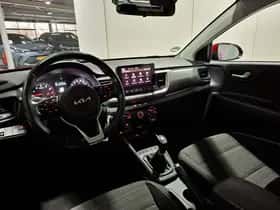 Kia Stonic (2022) thumbnail 39