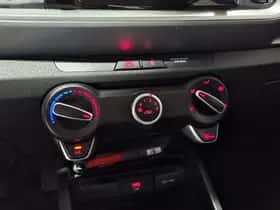 Kia Stonic (2022) thumbnail 44