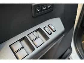 Toyota RAV4 thumbnail 12