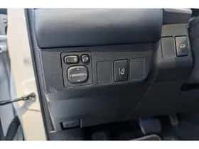 Toyota RAV4 thumbnail 45