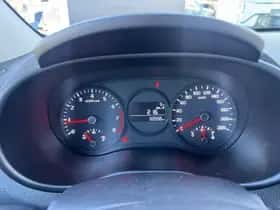 Kia Picanto (2018) thumbnail 18