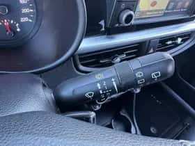 Kia Picanto (2018) thumbnail 45
