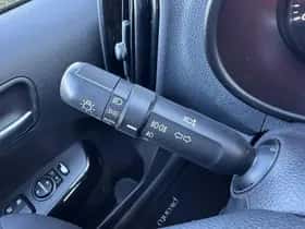 Kia Picanto (2018) thumbnail 46