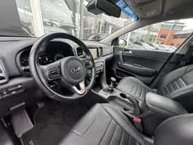 Kia Sportage (2018) thumbnail 40