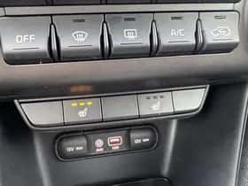 Kia Sportage (2018) thumbnail 59