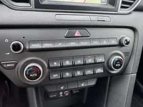 Kia Sportage (2018) thumbnail 60