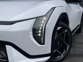 Kia EV4 (2026) thumbnail 5