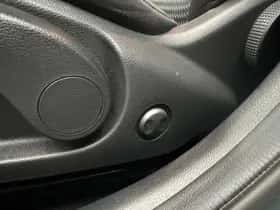 Kia Ceed (2025) thumbnail 3