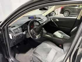 Lexus CT (2020) thumbnail 41