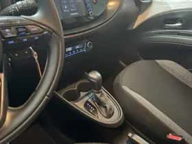 Toyota Aygo (2022) thumbnail 39