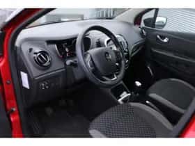 Renault Captur (2019) thumbnail 17