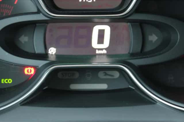 Renault Captur (2019) thumbnail 21
