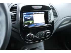 Renault Captur (2019) thumbnail 23