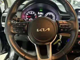 Kia Stonic (2021) thumbnail 34