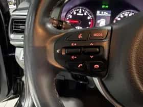 Kia Stonic (2021) thumbnail 35