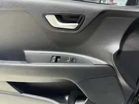 Kia Stonic (2021) thumbnail 37